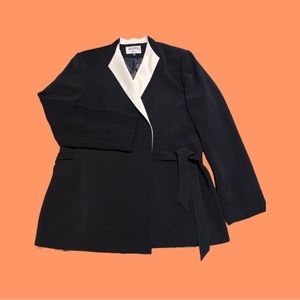 Kasper ASL Black with ivory collar Suit Jacket size 16 - Excellent Condition